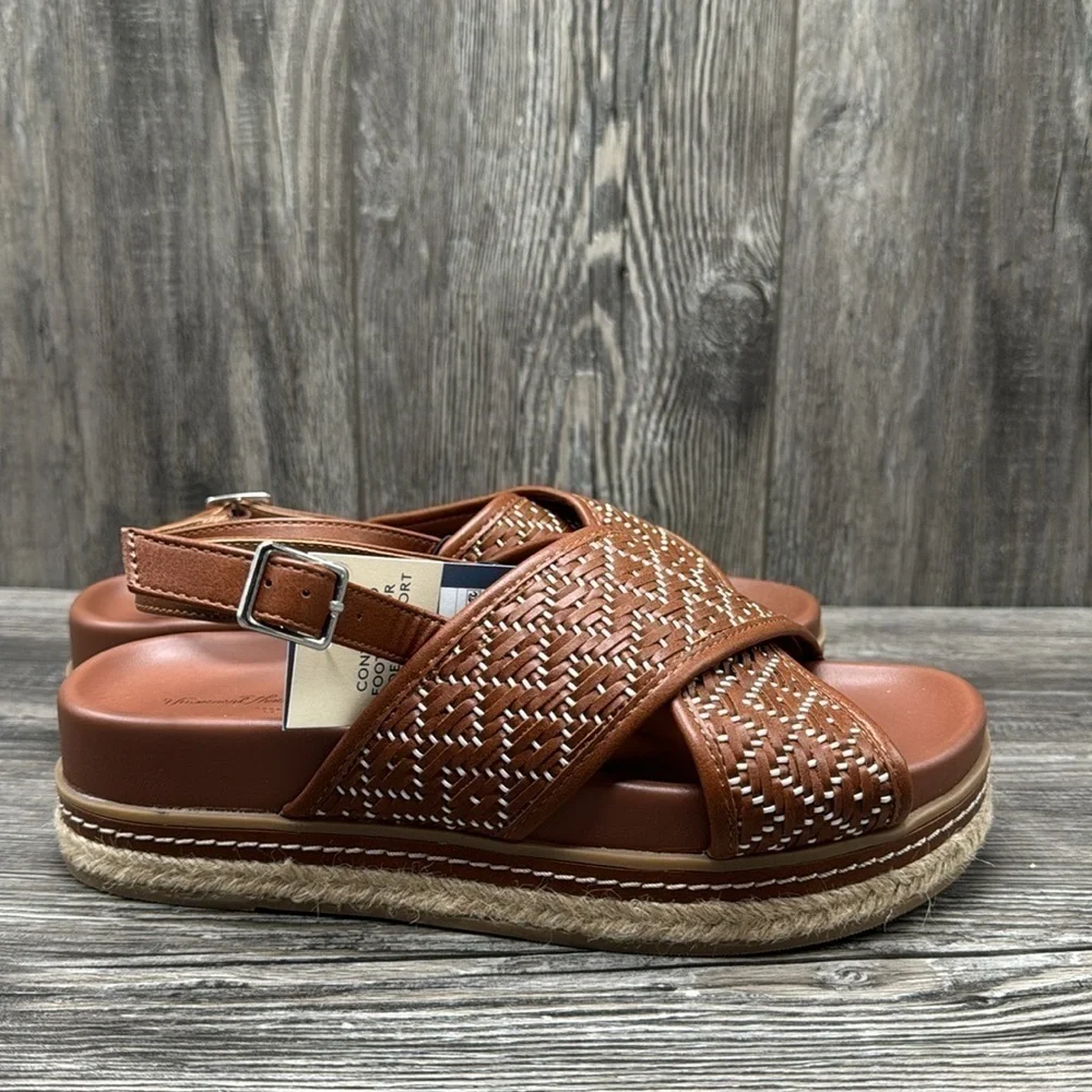 Women's Elisa Platform Sandals - Universal Thread